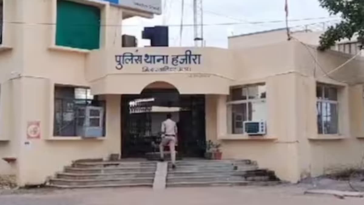 17 साल के लड़के से पड़ोसी ने किया कुकर्म, फिर चला ब्लैकमेलिंग का खेल, मामला दर्ज