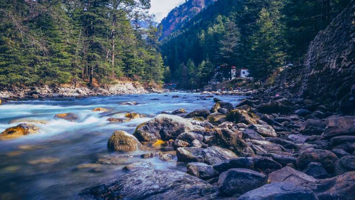 Himachal Beautiful Places: हिमाचल में घूमने के लिए ये 4 जगहें हैं बेस्ट, देखें लिस्ट