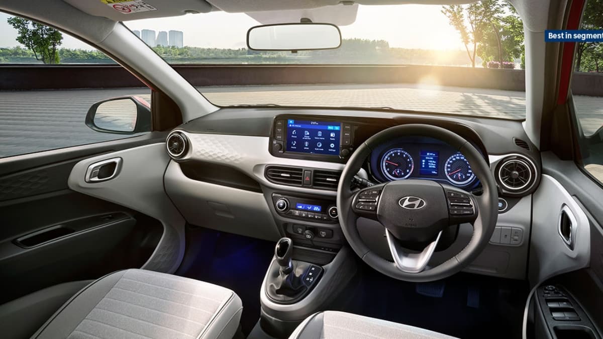 8 लाख से कम कीमत पर मिलती हैं ये 5 Seater गाड़ियां, हाई माइलेज और शानदार सेफ्टी फीचर्स