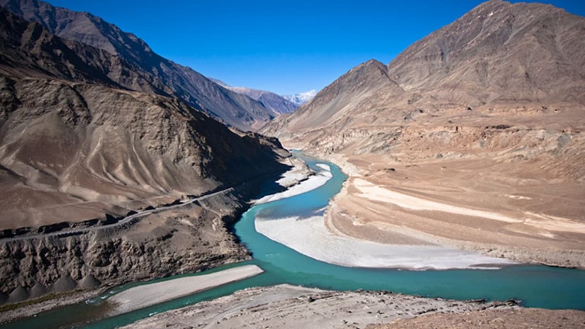 सिंधु जल विवाद को लेकर भारत और पाकिस्तान की बैठक, हुआ यह अहम फैसला