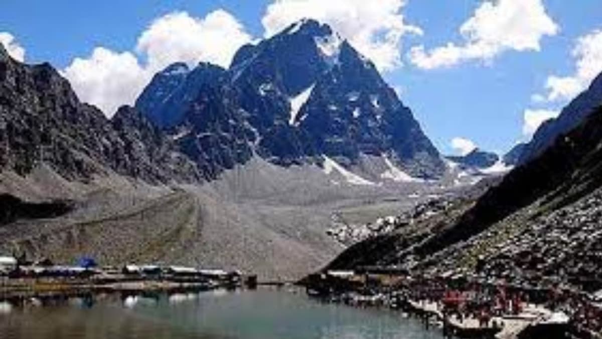 मणिमहेश यात्रा में पंजाब के दो श्रद्धालुओं की मौत, एक खाई में गिरा तो दूसरे को नहीं मिली पूरी प्राणवायु