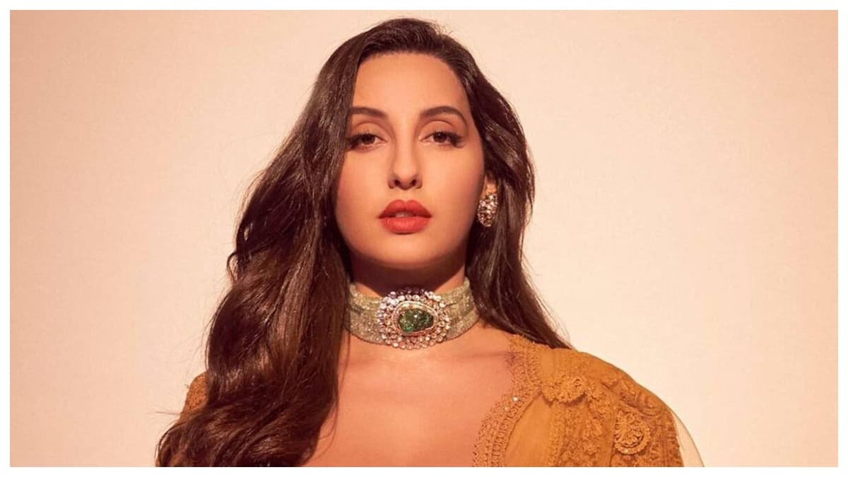 Nora Fatehi का हॉट साड़ी लुक वायरल, देखकर फैंस ने लुटाए दिल, बोले- आप तो बहुत ज्यादा...