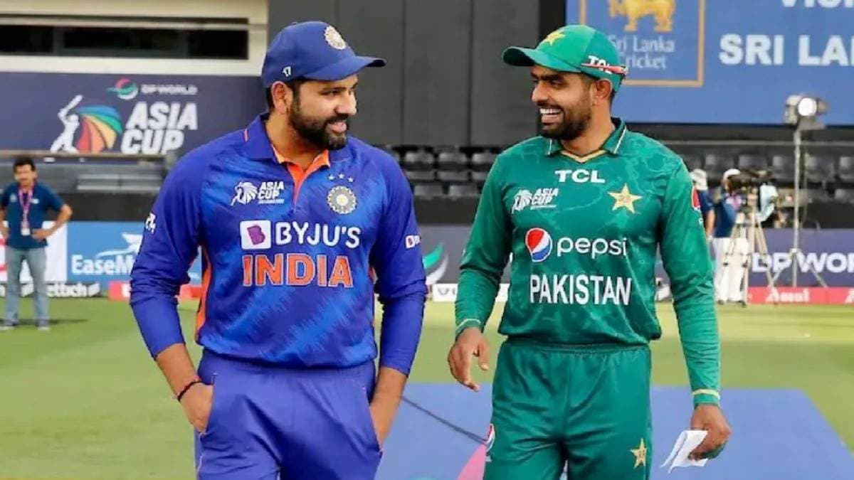 India vs Pakistan: बाबर आजम ने टॉस जीतकर पहले चुनी बॉलिंग, बैटिंग करेगी रोहित की सेना