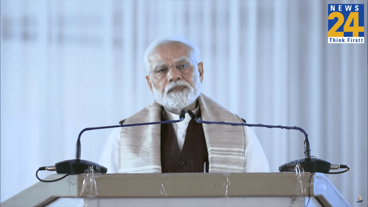 'भारतीय मॉडल आज पूरी दुनिया देख रही...', छत्तीसगढ़ में बोले PM मोदी, 6350 करोड़ की परियोजनाओं की दी सौगात