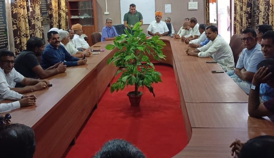 राजस्थान में सियासी दंगल: राजपुरोहित समाज को टिकट दे सरकार, अब नहीं बन सकते वोट बैंक