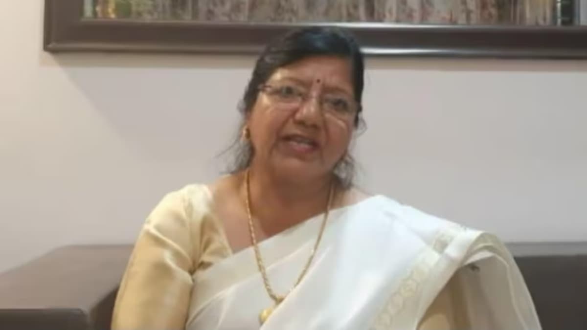 MP की पूर्व मंत्री रंजना बघेल का बेटा चोरल नदी में बहा, 1 घंटे तक लटका रहा पेड़ से; हादसे की खबर सुनते ही भाजपा नेत्री हो गईं बेहोश