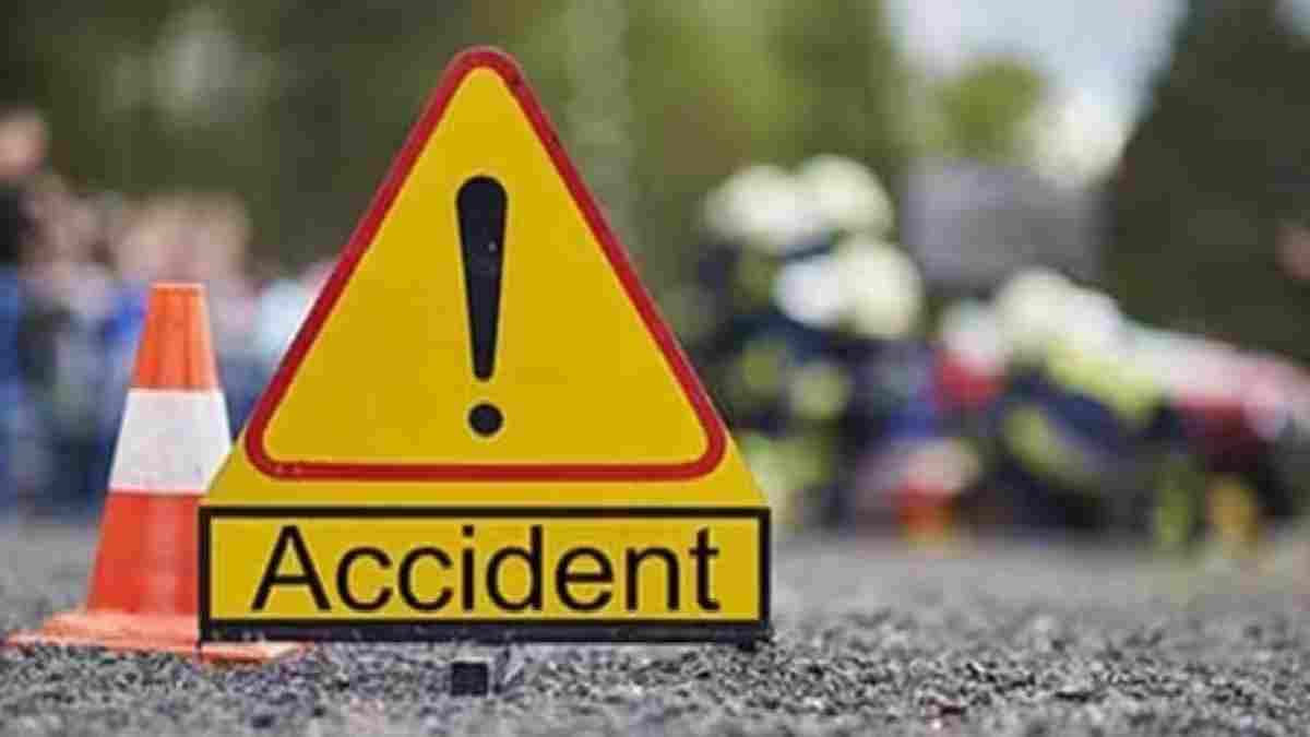 रिश्तेदारी में शोक जता लौट रहे लोगों के ऑटो में कार ने मारी टक्कर, 4 महिलाओं की मौत; बच्चे समेत 11 घायल