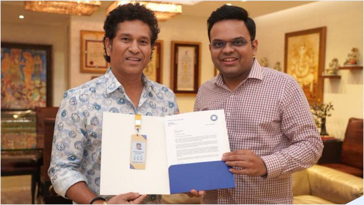 World Cup 2023: अमिताभ बच्चन के बाद Sachin Tendulkar को भी मिला गोल्डन टिकट, BCCI ने सम्मान में लिखी ये बात