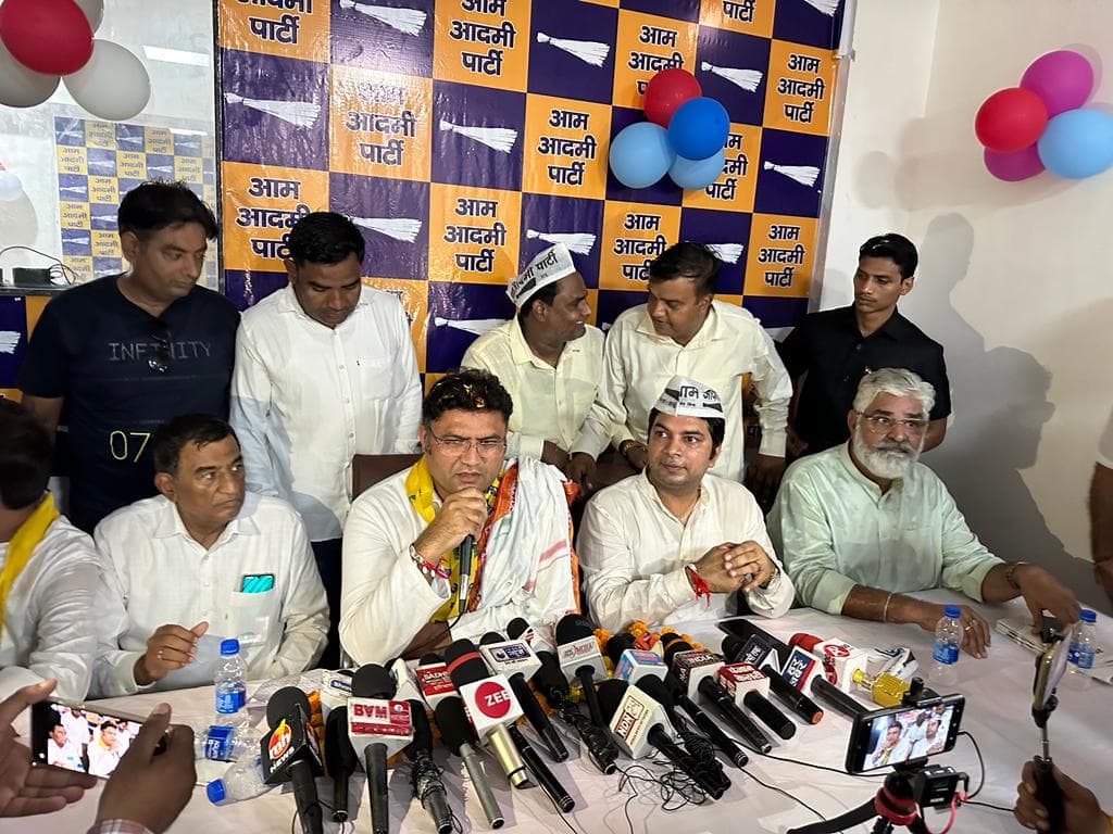 'आप' के चुनाव प्रचारक अशोक तंवर ने हरियाणा सरकार पर साधा निशाना, कहा - अर्थव्यवस्था की दृष्टि से पूरे देश में हरियाणा चौथे नंबर पर