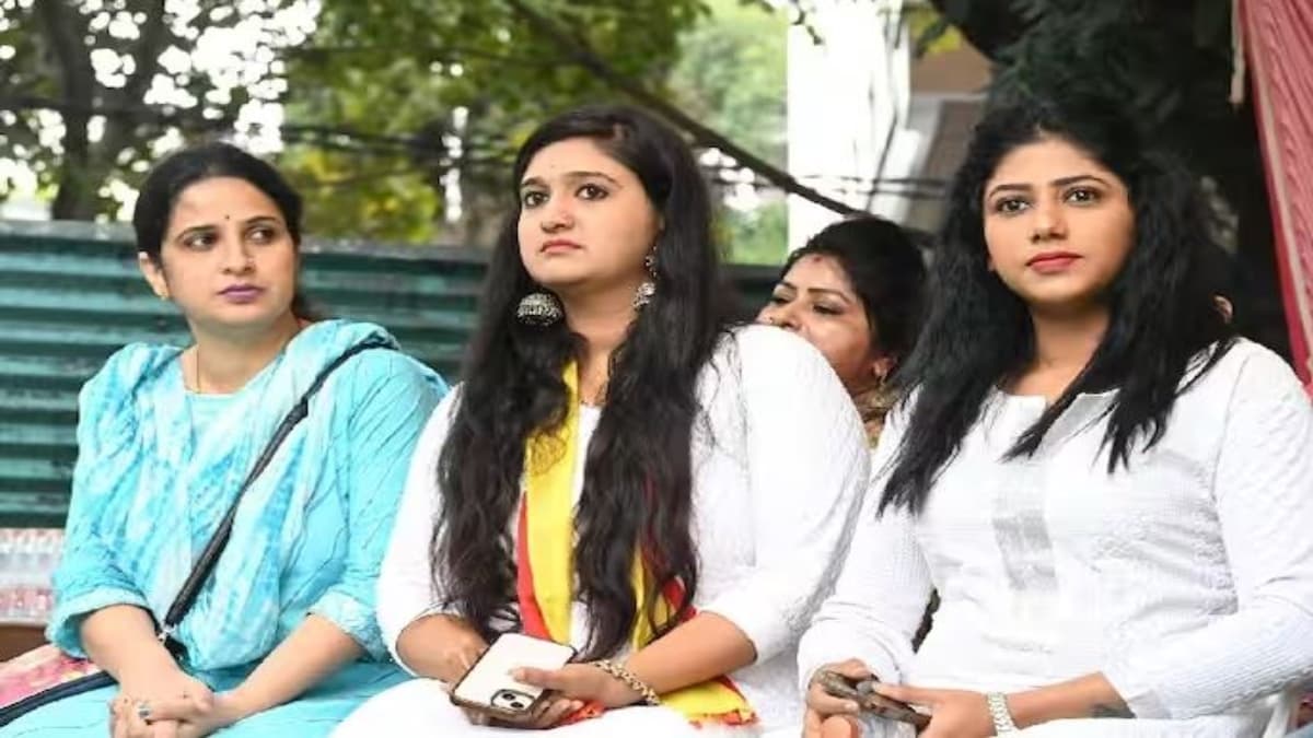 कर्नाटक बंद का दिखा असर, सड़कें दिखीं सुनसान; फिल्म स्टार भी उतरे समर्थन में
