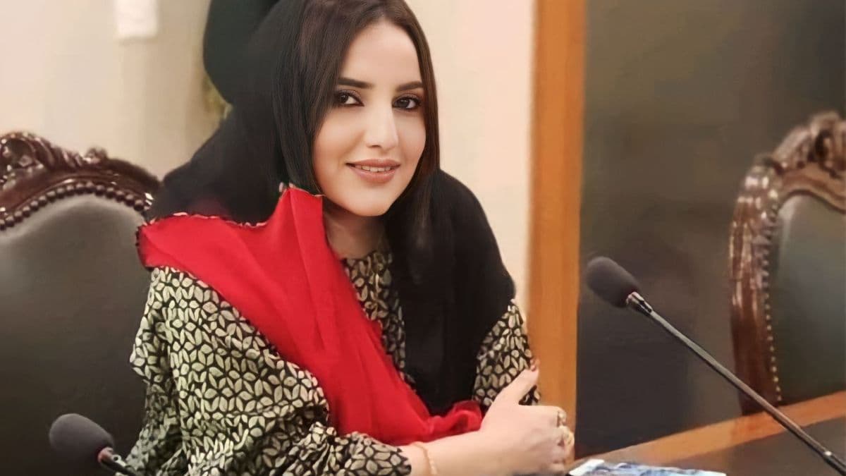 पाकिस्तानी टिकटॉक स्टार ने खोल दी अपने ही देश की पोल, लंदन से जारी किया ऐसा Video