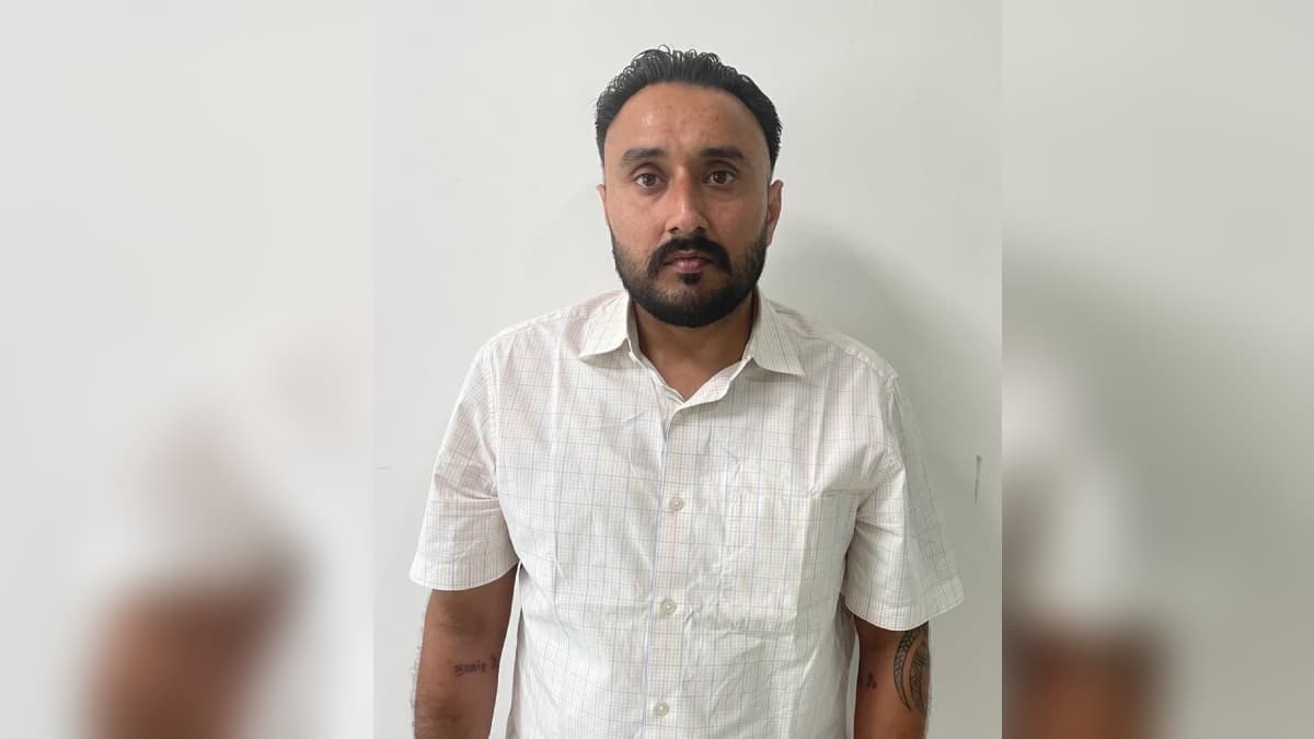 50 हजार करोड़ के फ्रॉड में भगोड़ा PACL का डायरेक्टर धर्मेंद्र सिंह चढ़ा विजीलैंस के हत्थे, ऐसे लगाया था लोगों को चूना