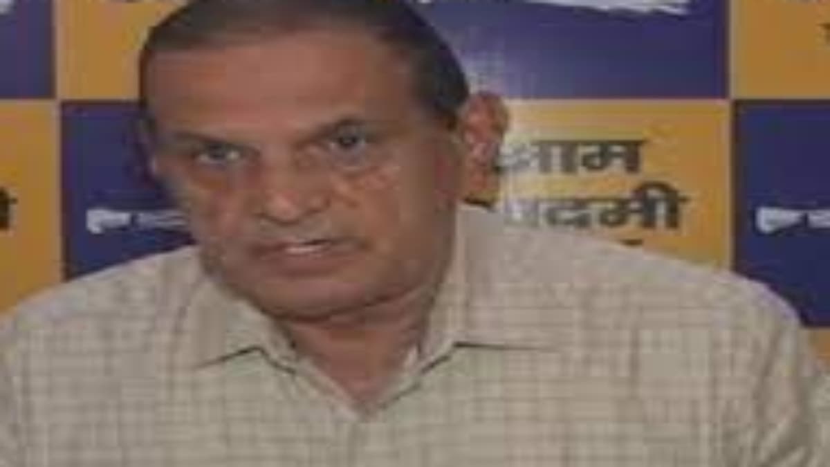MP के आप प्रभारी का भाजपा पर कमेंट, आरोप- फर्जी लोगों को AAP का पदाधिकारी बताकर पार्टी जॉइन करवा रहे