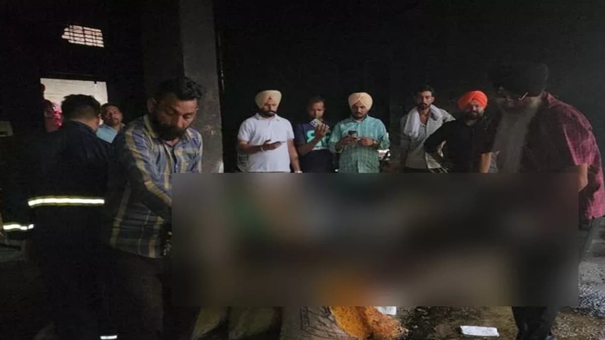 लुधियाना में फैक्‍ट्री में लगी आग, एक मजदूर की मौत, 4 दमकल वाहनों ने 3 घंटें में बुझाई