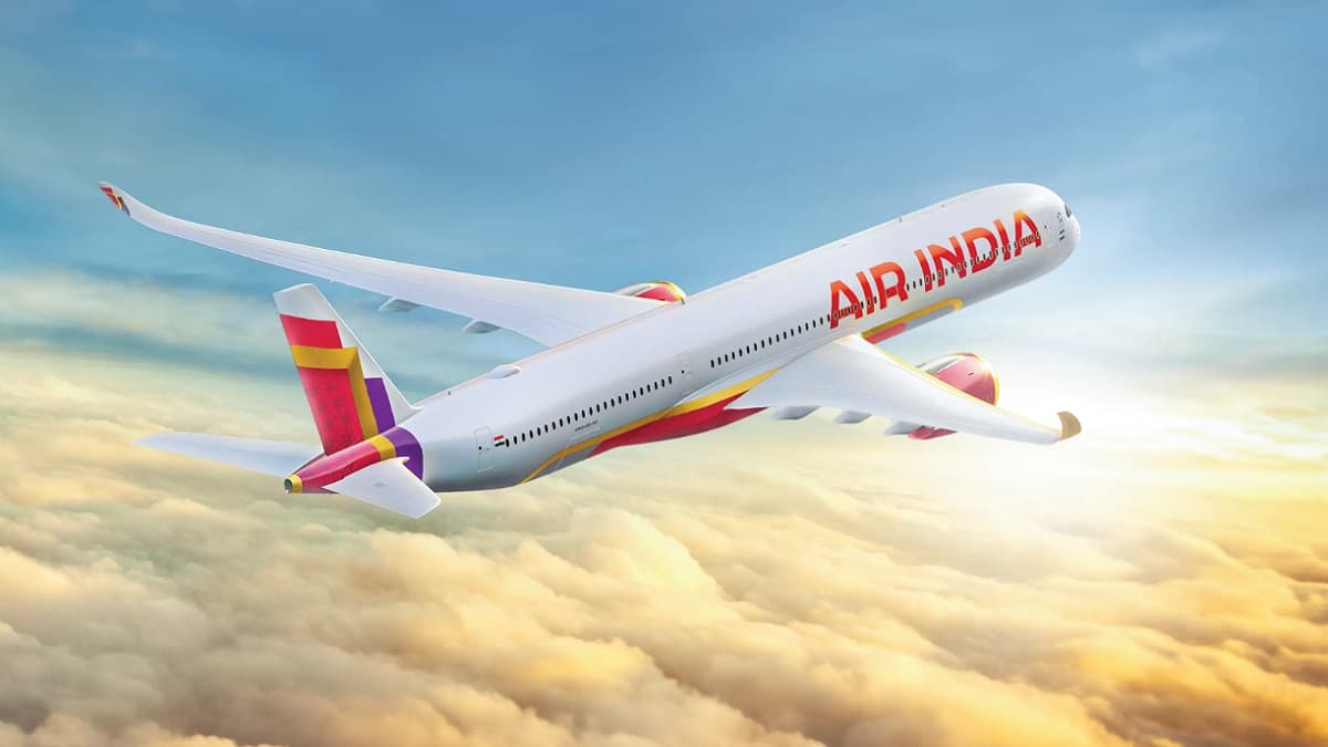 Air India को झटका, DGCA ने सेफ्टी चीफ को 30 दिन के लिए निलंबित किया, आरोप- सुरक्षा में बरती लापरवाही