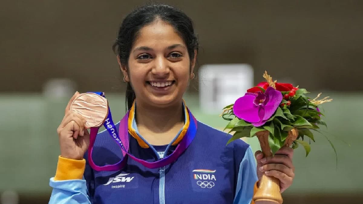 कौन है Asian Games में 2 मेडल जीतने वाली रमिता, जो जुनून बारिश में नंगे पांव पहुंच जाती थी एकेडमी