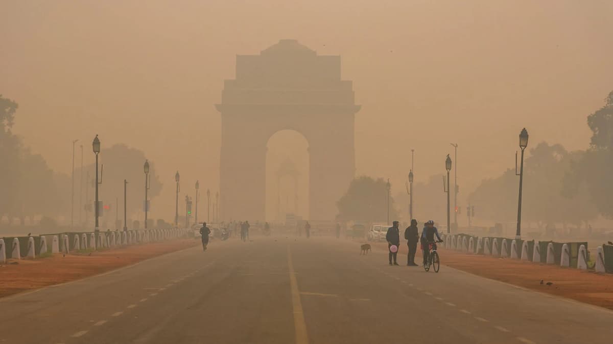 दिल्ली-NCR में लागू हुआ GRAP, 20 चीजों पर बैन लगा;  जानें आज से किन-किन कामों पर पाबंदी
