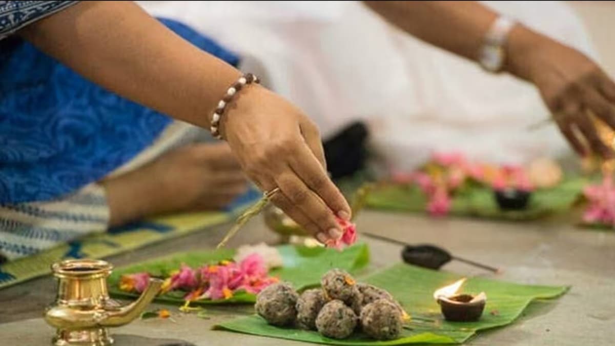 Pitru Paksha Shradh: पिंडदान के लिए गया पहुंचे हैं तो किन जगहों पर करें, कहां रुके और क्या सावधानियां बरतें