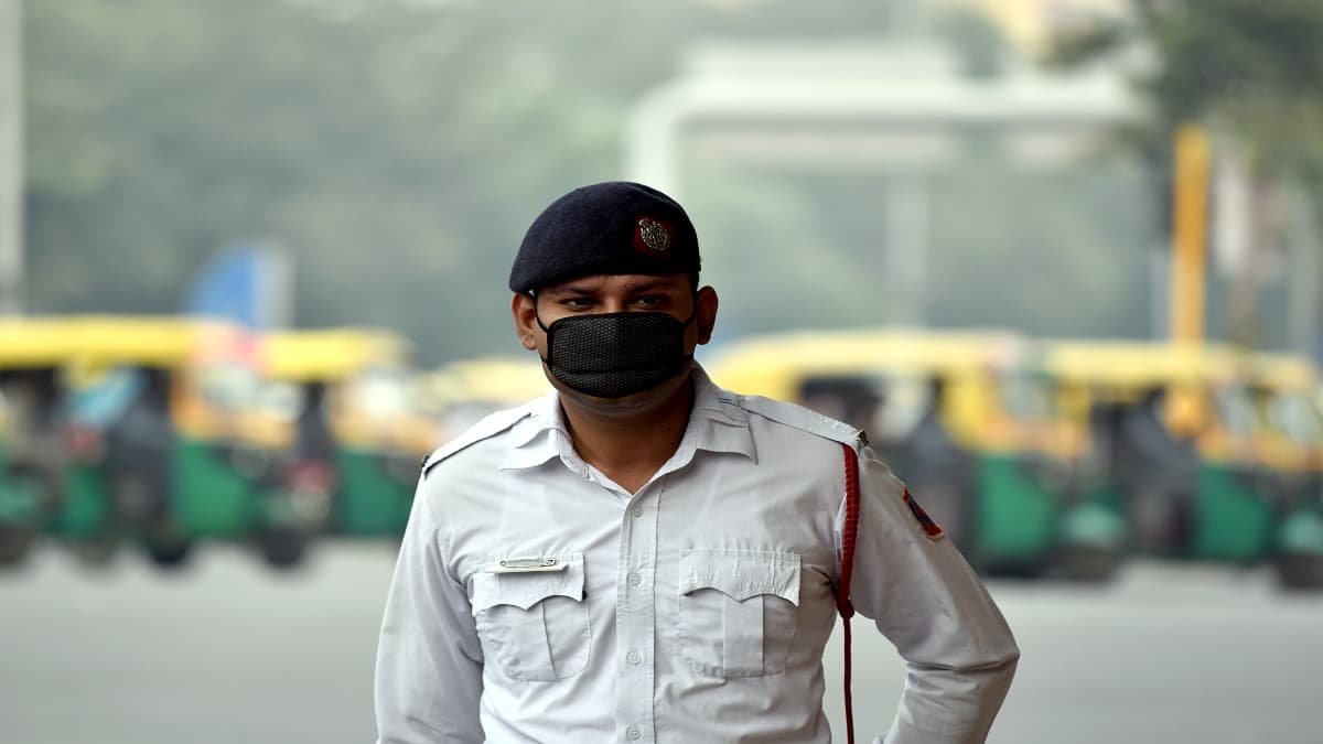 Delhi AQI: 6 साल बाद एक्यूआई पहुंचा 313, पूरे हफ्ते बेहद 'जहरीली' रहेगी दिल्ली की हवा