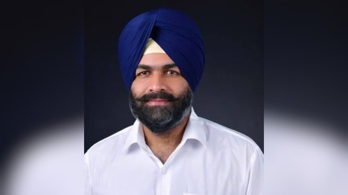 अकाली नेता बंटी रोमाना को घर से किया पुलिस ने गिरफ्तार; केजरीवाल और भगवंत मान के खिलाफ ट्वीट किया था वीडियो
