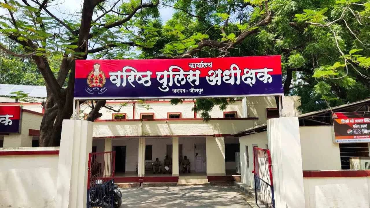 लड़की को पर्ची थमा सिरफिरे ने रखी डिमांड; घर वाले पहुंचे थाने-अब पुलिस लेगी रिमांड