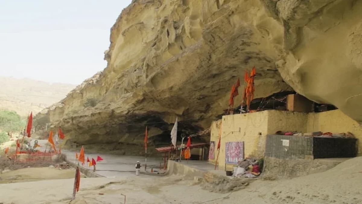 मुस्लिमों के लिए हज है पाकिस्तान का हिंगलाज माता मंदिर, देवी सती से जुड़ी मान्यता