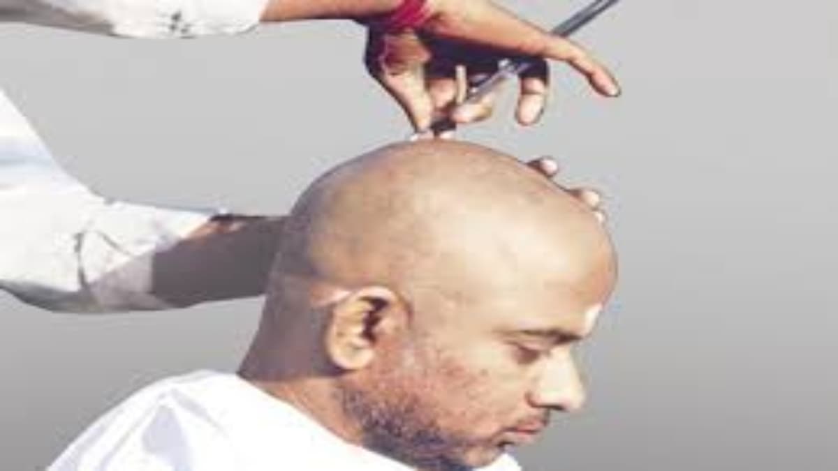 किसी अपने के मरने के बाद क्यों मुंडवाते हैं सिर? बताए जाते हैं कई कारण