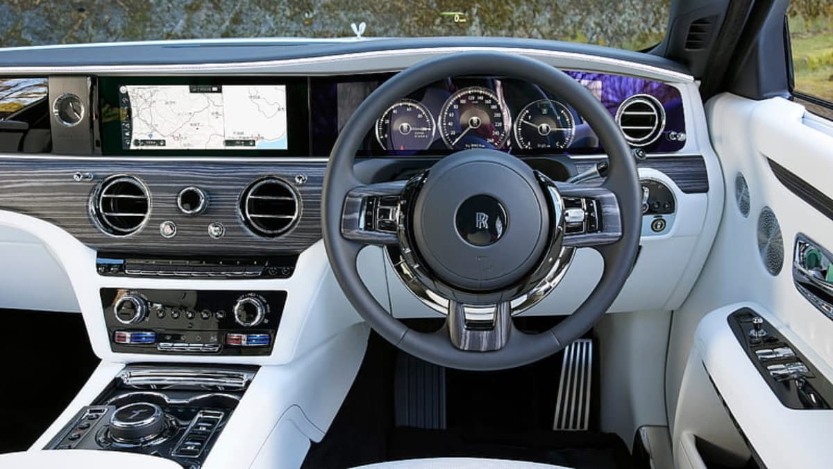 Car Dashboard Symbols: डैशबोर्ड पर जलने वाली इन 'लाइट्स' को न करें नजर अंदाज, वरना पड़ेगा पछताना