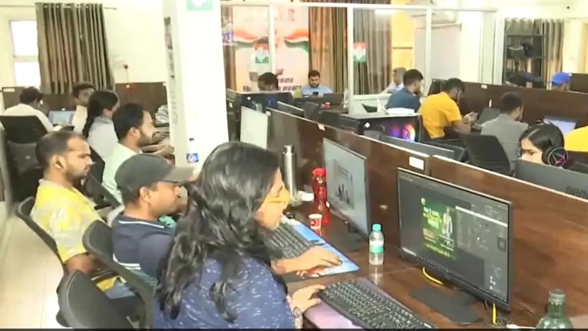छत्तीसगढ़ में कांग्रेस का 'वॉर रूम'; भाजपा के खिलाफ तैयार किया जा रहा 'हथियार', 2 शिफ्टों में काम कर रहे 70-80 लोग