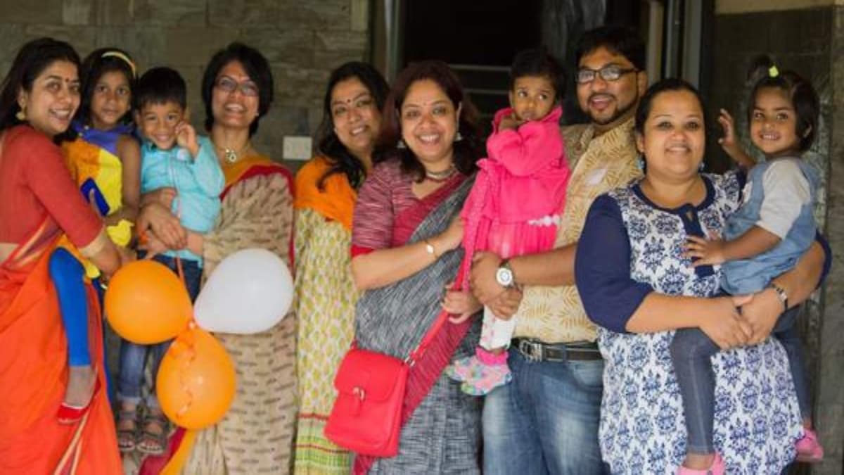 Child Adoption Process In India: भारत में बच्चे को गोद लेने की प्रक्रिया, नियम और कानून की पूरी जानकारी के साथ