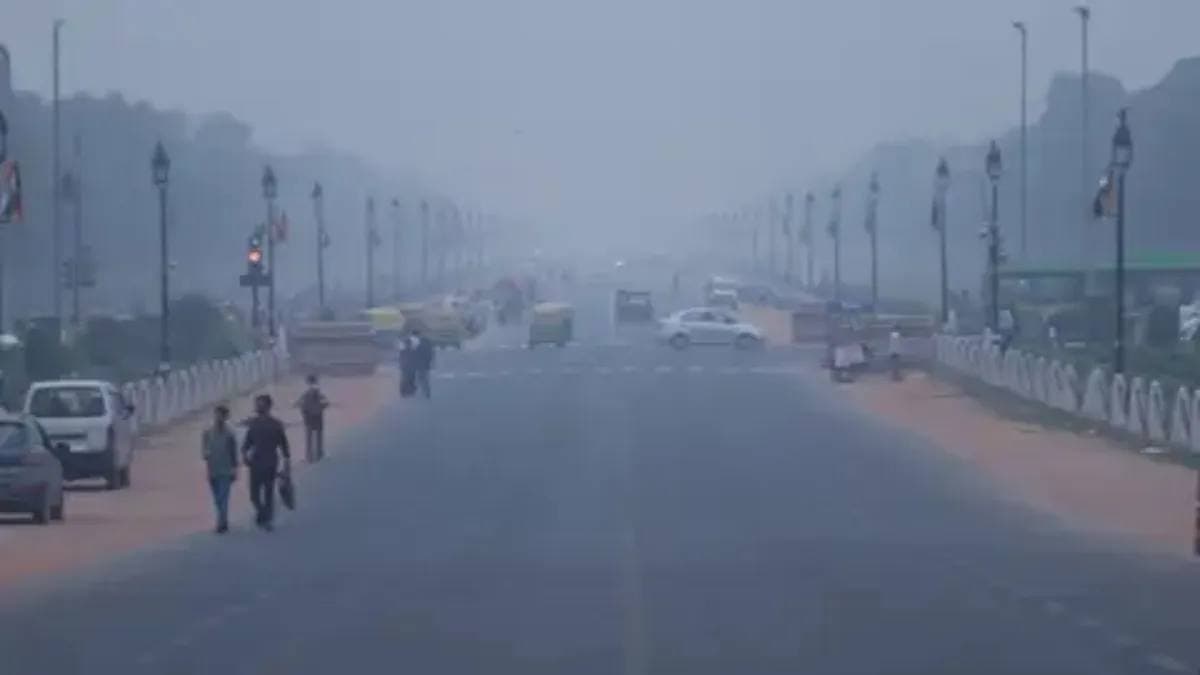 Delhi Air Quality: लगातार खराब हो रही है दिल्ली की हवा, AQI पहुंचा 214