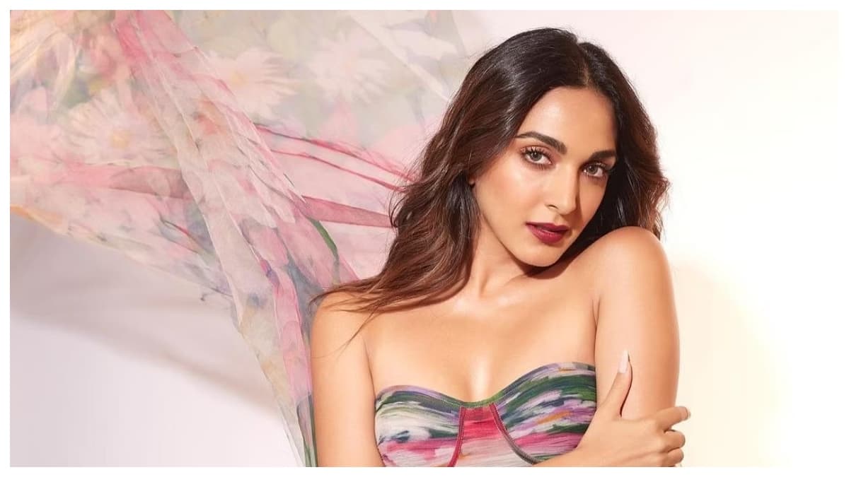 Kiara Advani के बोल्ड लुक ने बढ़ाया इंटरनेट का पारा! एक्ट्रेस ने शेयर किया अपना हॉट वीडियो