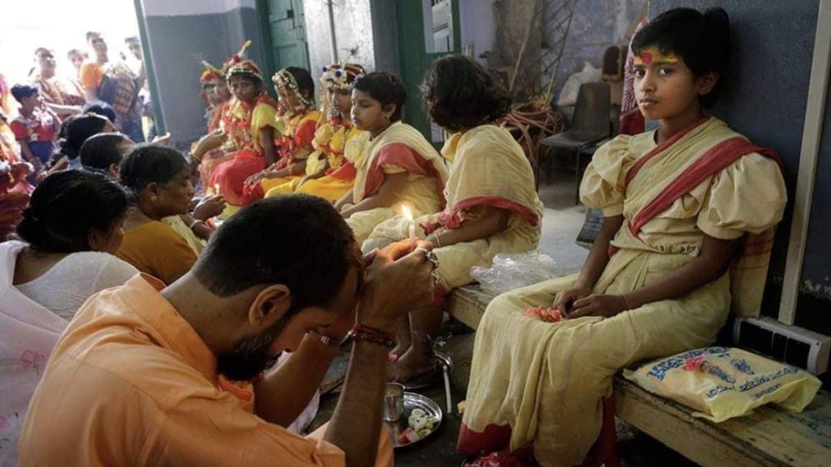 हिंदू-मुस्लिम भाईचारे की अनूठी मिसाल, कोलकाता में बड़ा ऐलान- महाष्टमी के दिन पूजी जाएगी मुस्लिम लड़की