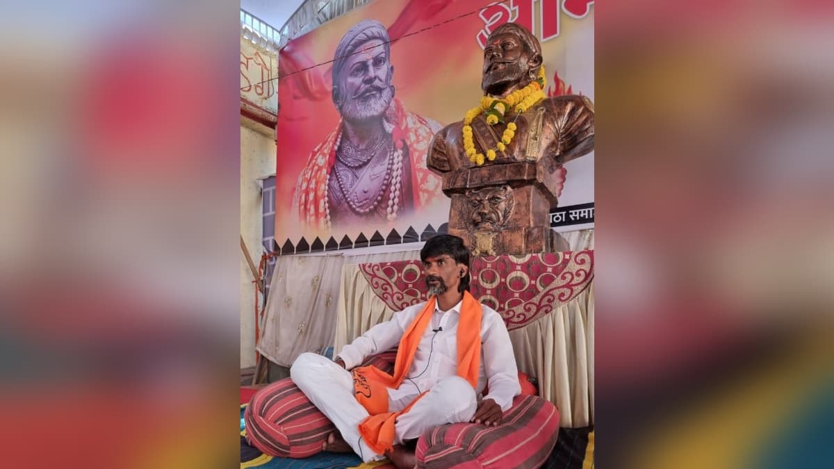आरक्षण को लेकर मनोज जरांगे पाटिल ने महाराष्ट्र सरकार से पूछे 11 सवाल, शनिवार शाम 6 बजे तक की दी मोहलत