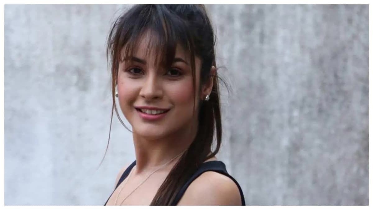 Shehnaaz Gill ने ब्लैक ड्रेस पहन लूटा फैंस का दिल, एक्ट्रेस ने शेयर की लेटेस्ट फोटोज