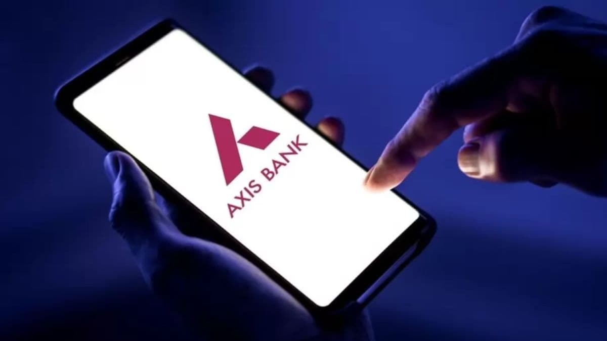 अरे वाह! बिना नंबर, सीवीवी का आ गया क्रेडिट कार्ड, Axis Bank ने कर दिया कमाल
