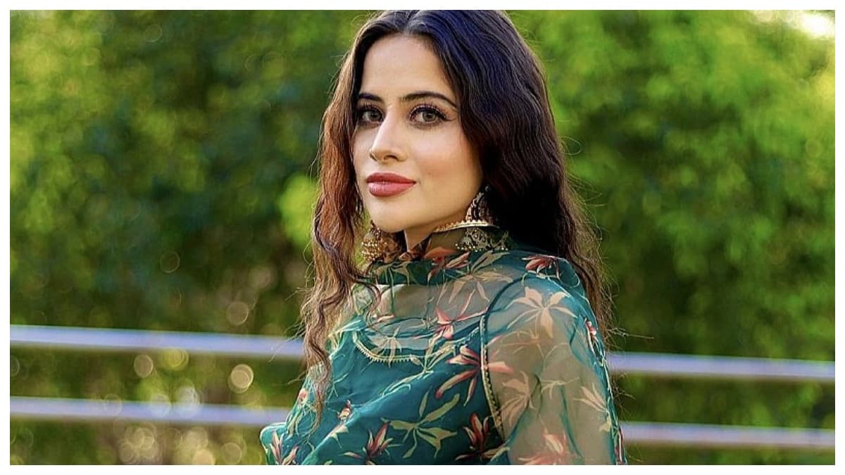 Urfi Javed का नया लुक देख फिर चकराया लोगों का दिमाग, यूजर्स बोले- ऐसा तो...