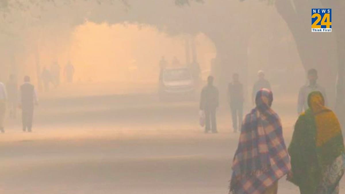 दिल्ली की हवा में दम घोंटता 'जहर', 12 इलाकों में AQI 200 पार, आने वाले 6 दिन बेहद खतरनाक