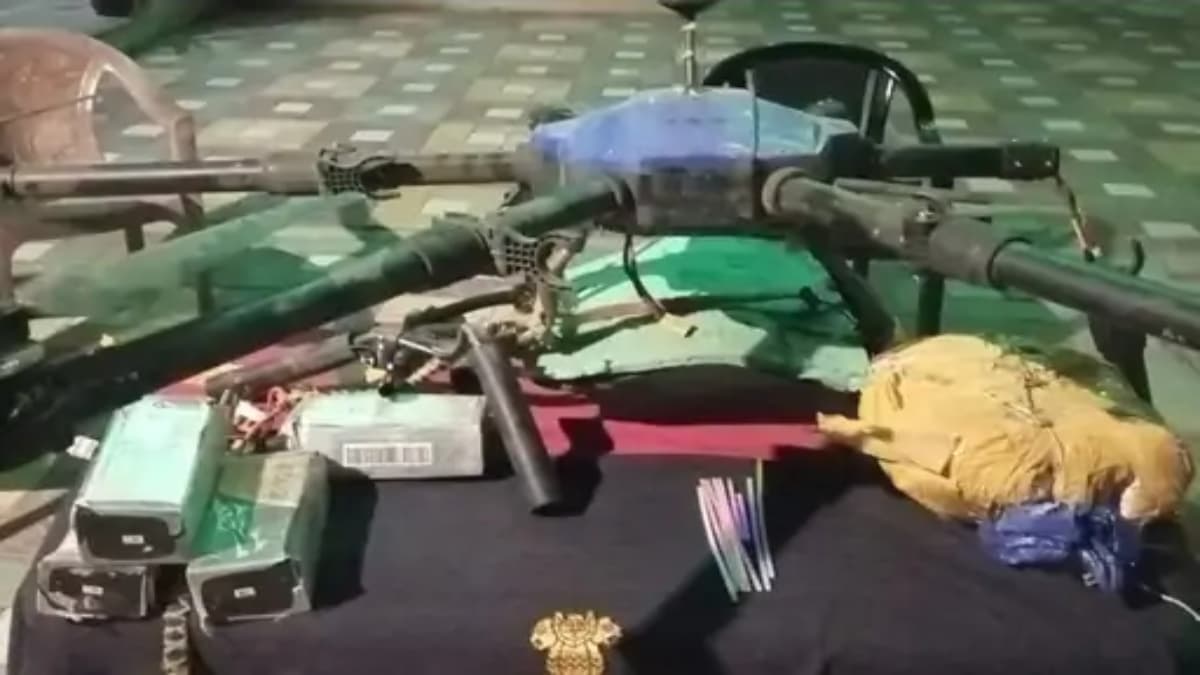 अमृतसर में 42 करोड़ की ड्रग्स मिली, ड्रोन से बांधकर भेजी गई, BSF ने चलाया सर्च ऑपरेशन