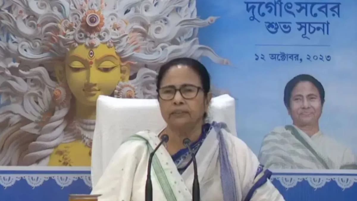दुर्गापूजा के पंडाल में नहीं जा पाएंगी ममता बनर्जी; हेट स्पीच पर दी बड़ी नसीहत