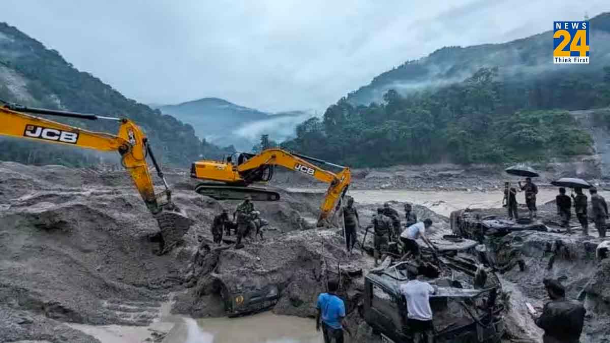 सिक्किम में बाढ़ के बाद तबाही में अब तक 27 लोगों की मौत, 2413 बचाए गए; हेल्पलाइन जारी