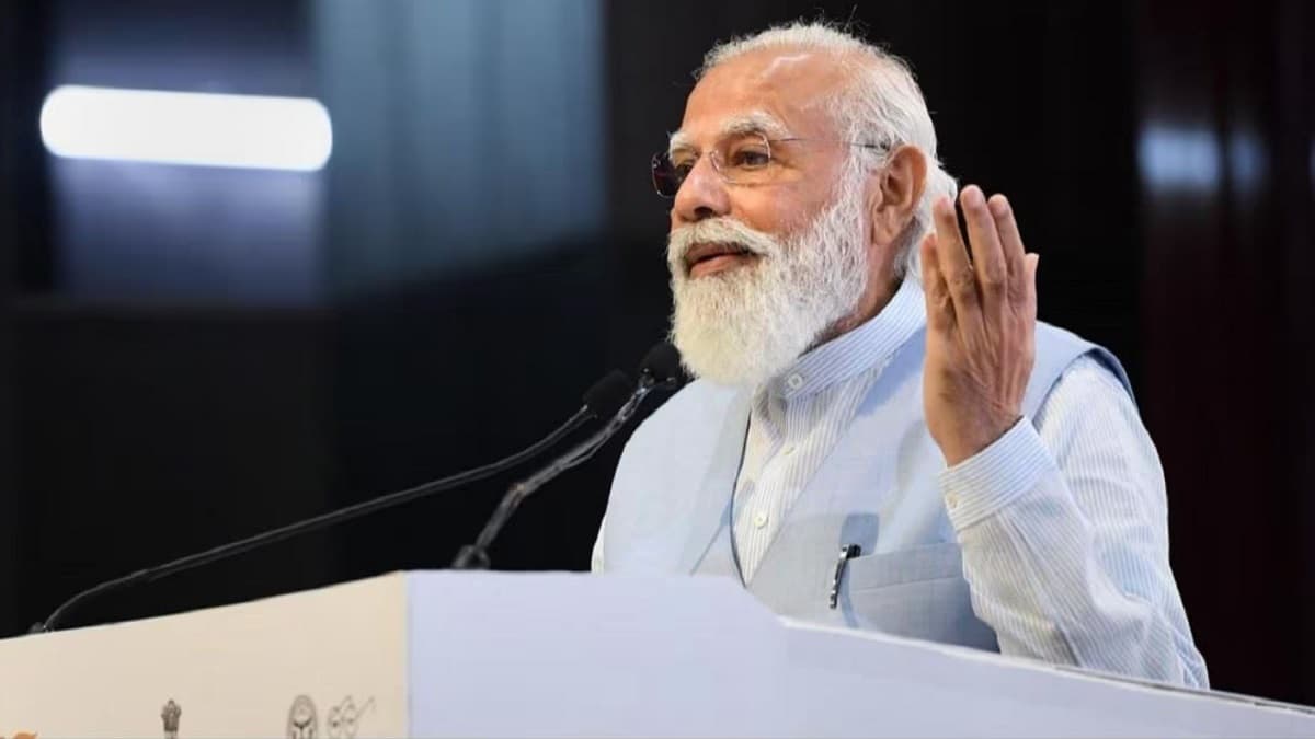 10 लाख युवाओं को सरकारी नौकरी देने का PM मोदी का मास्टर प्लान, 51 हजार को आज दी गईं
