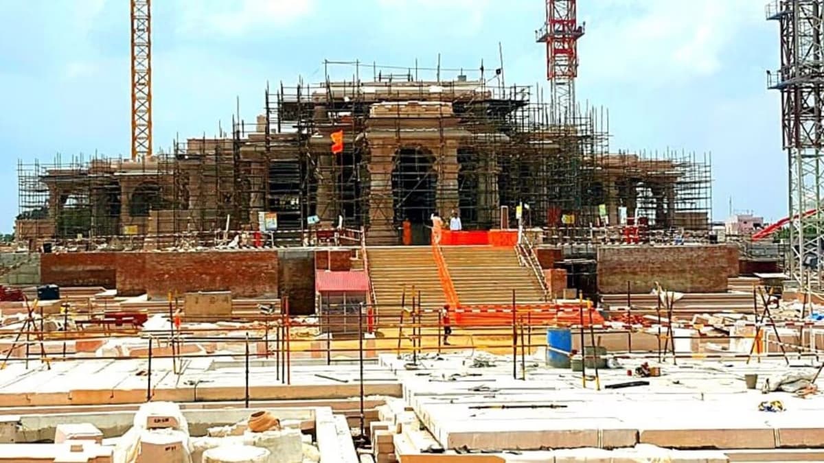 राम मंदिर निर्माण : रामलला की मूर्ति 8.5 फीट होगी लंबी, धनुष, तीर और मुकुट अलग से बनेगा