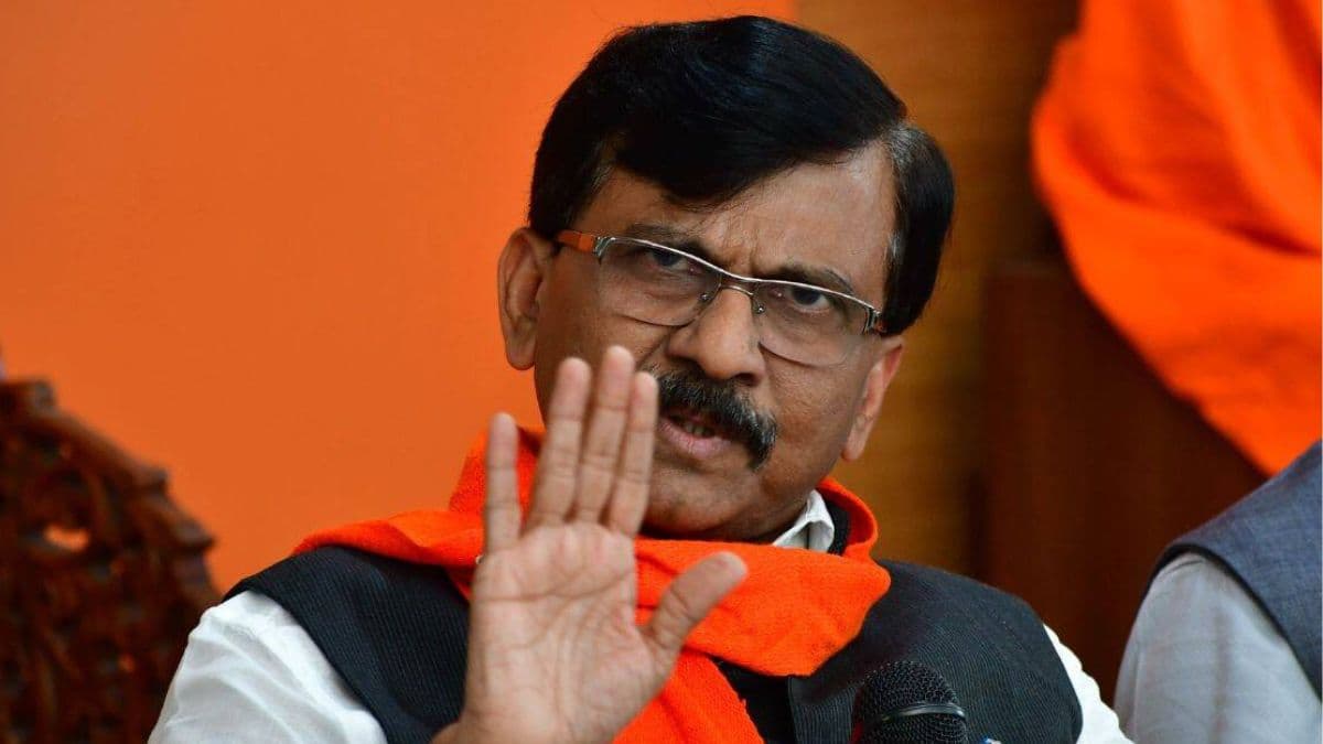 'फडणवीस जी आप क्या खुलासा करेंगे...सरकार में गुनहगार बैठे हैं', डिप्टी सीएम के बयान पर संजय राउत का पलटवार