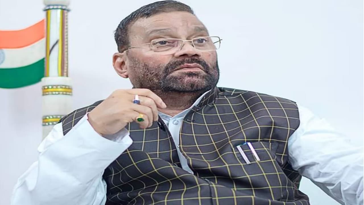 रामचरित मानस के बाद स्वामी प्रसाद मौर्य ने छेड़ा नया राग, बोले- 'जिन्ना ने नहीं बल्कि सावरकर ने कराया देश का बंटवारा'
