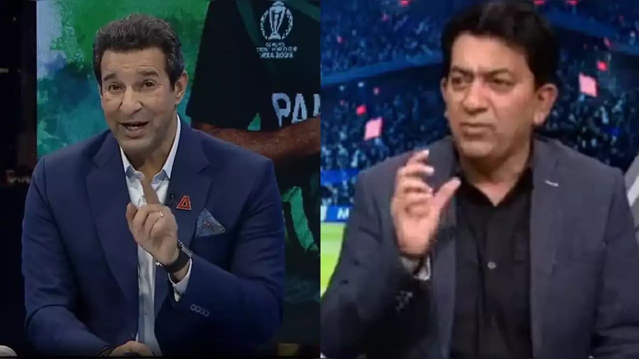 World Cup 2023: टीम इंडिया के पेस अटैक को लेकर आपस में भिड़े दो पाकिस्तानी दिग्गज, वसीम अकरम ने लगाई लताड़