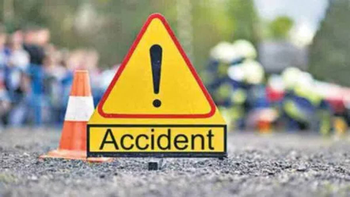चेन्नई-बेंगलुरु हाईवे पर दो बसों की भिड़ंत, 5 लोगों की मौत, 60 घायल