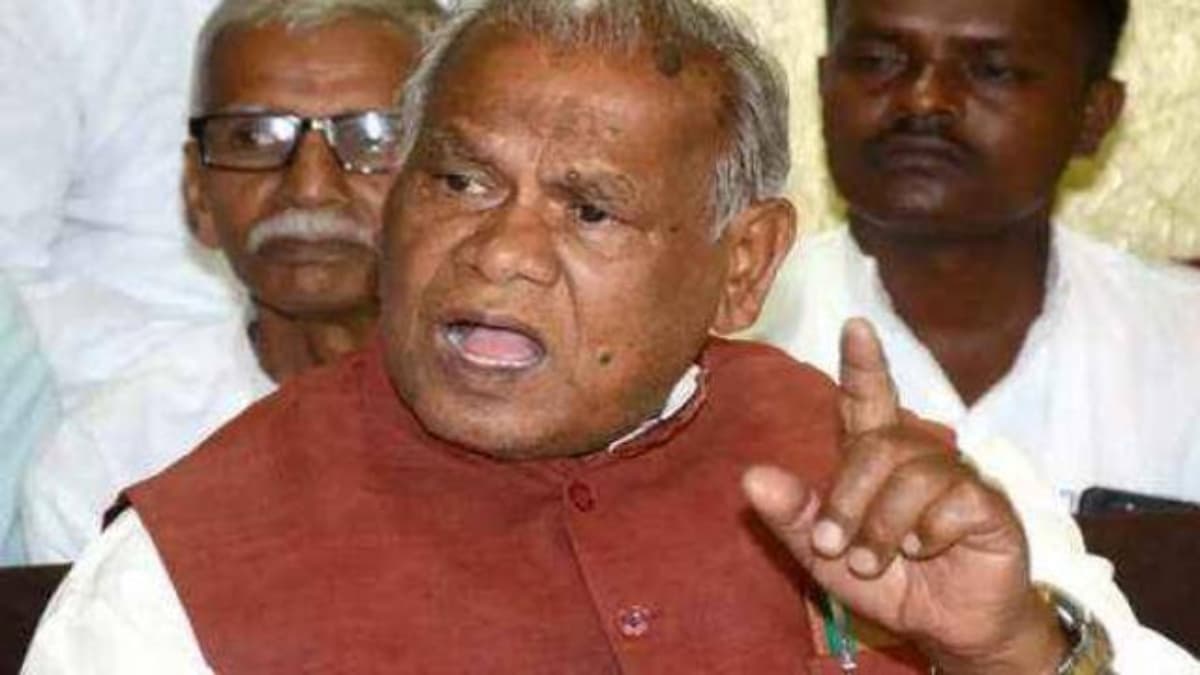 'जनरल डायर की तरह सभी को गोली मरवा दीजिए', जहरीली शराब पर मांझी का नीतीश कुमार पर हमला
