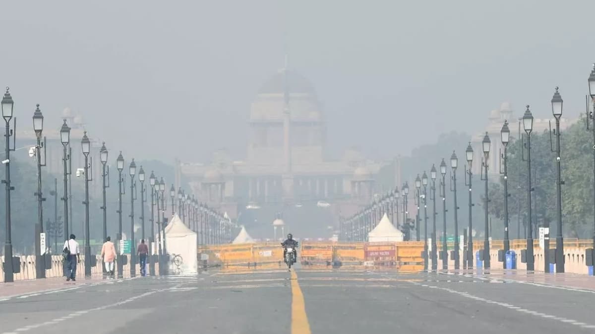 दिल्ली में बारिश ने बदली Air Quality, इस साल आज सबसे साफ रही हवा; कितना रहा AQI?