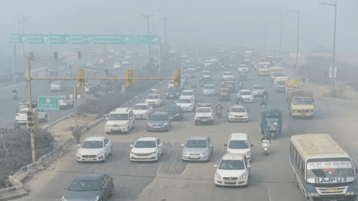AQI 400 के पार...आंखों में जलन, सांस लेना मुश्किल, दिल्ली-NCR में 3 दिन तक रेड अलर्ट